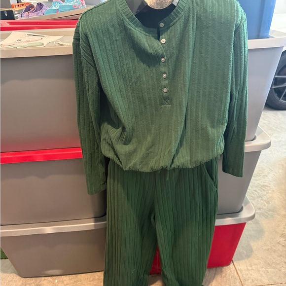 Green Ribbed Lounge Set p11 - Picture 4 of 6